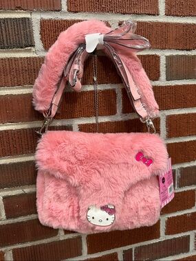 Sanrio 🎀 Hello Kitty Pink Faux Fur Shoulder Bag NWT kawaii